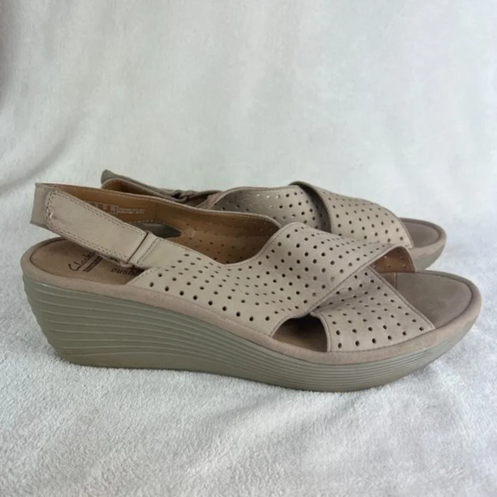Clarks Reedly Variel‎ Slingback Platform Wedge Sandals 12 Womens Beige Nubuck